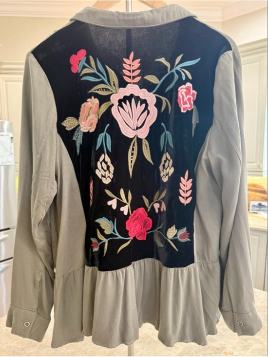 Mystree Tops - Mystree Button Down Shirt M Olive Green Black Embroidered velvet flowers, ruffle